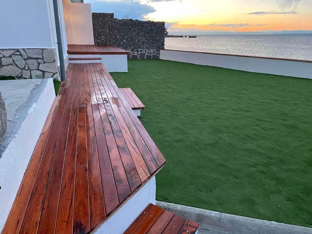 Villa Olga - Uniqe House With Private Beach Ancarano Esterno foto